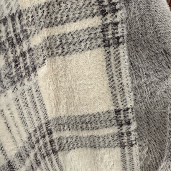 Beige Plaid Women's Sweater Coat - Picture 4 of 6